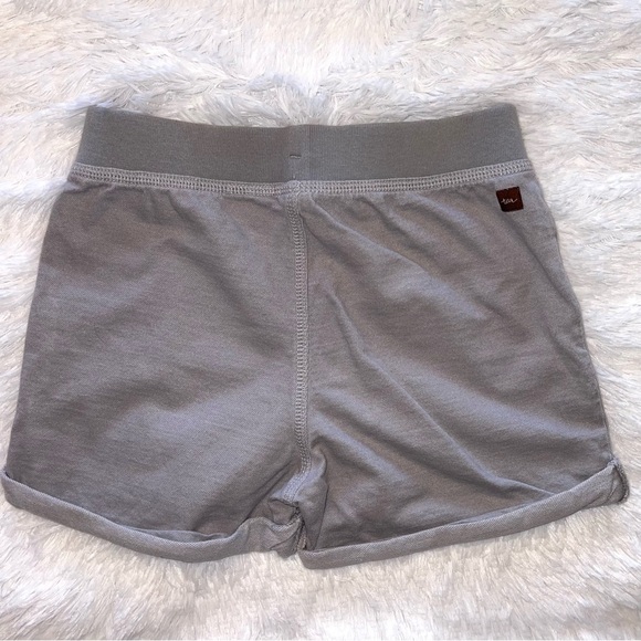 Tea Collection Girls Grey terry shorts VGUC Sz 7​​ - Picture 3 of 3